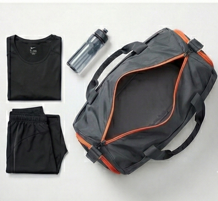 Small Duffle And Travel Bag For Men And Women